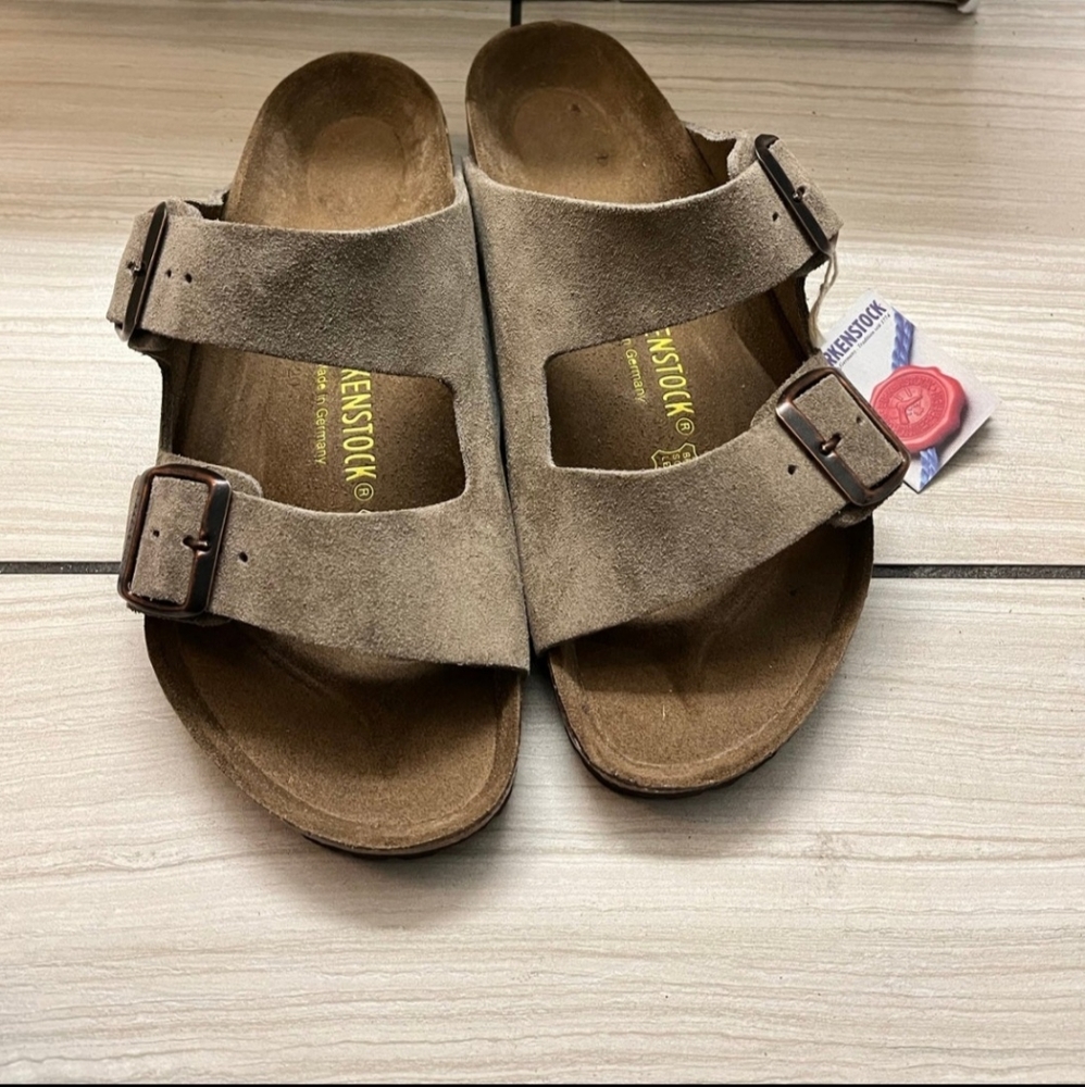 Birkenstock Sandals taupe size 36 6 6.5 Womens Shoes